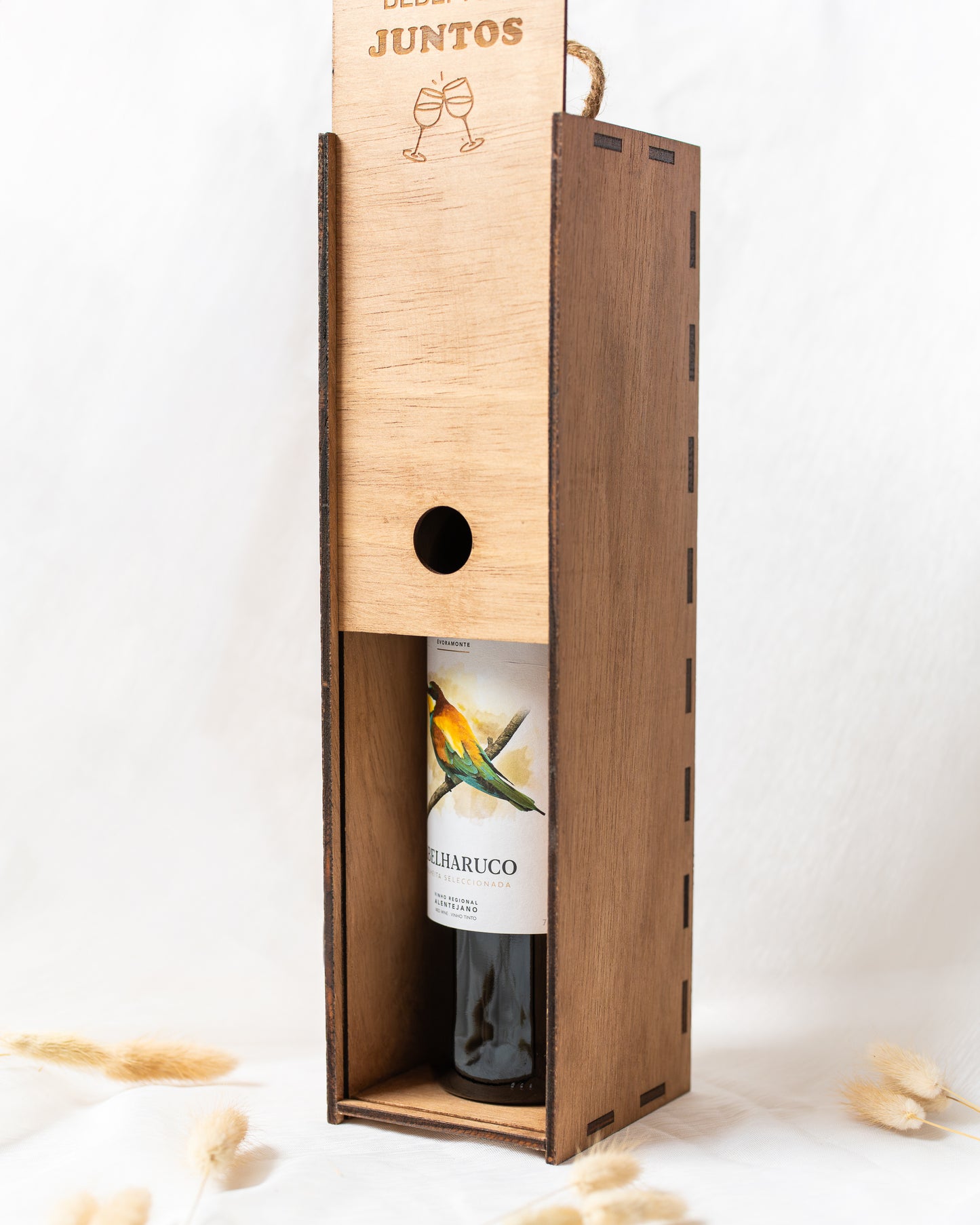 Caixa para Garrafa de Vinho Personalizada