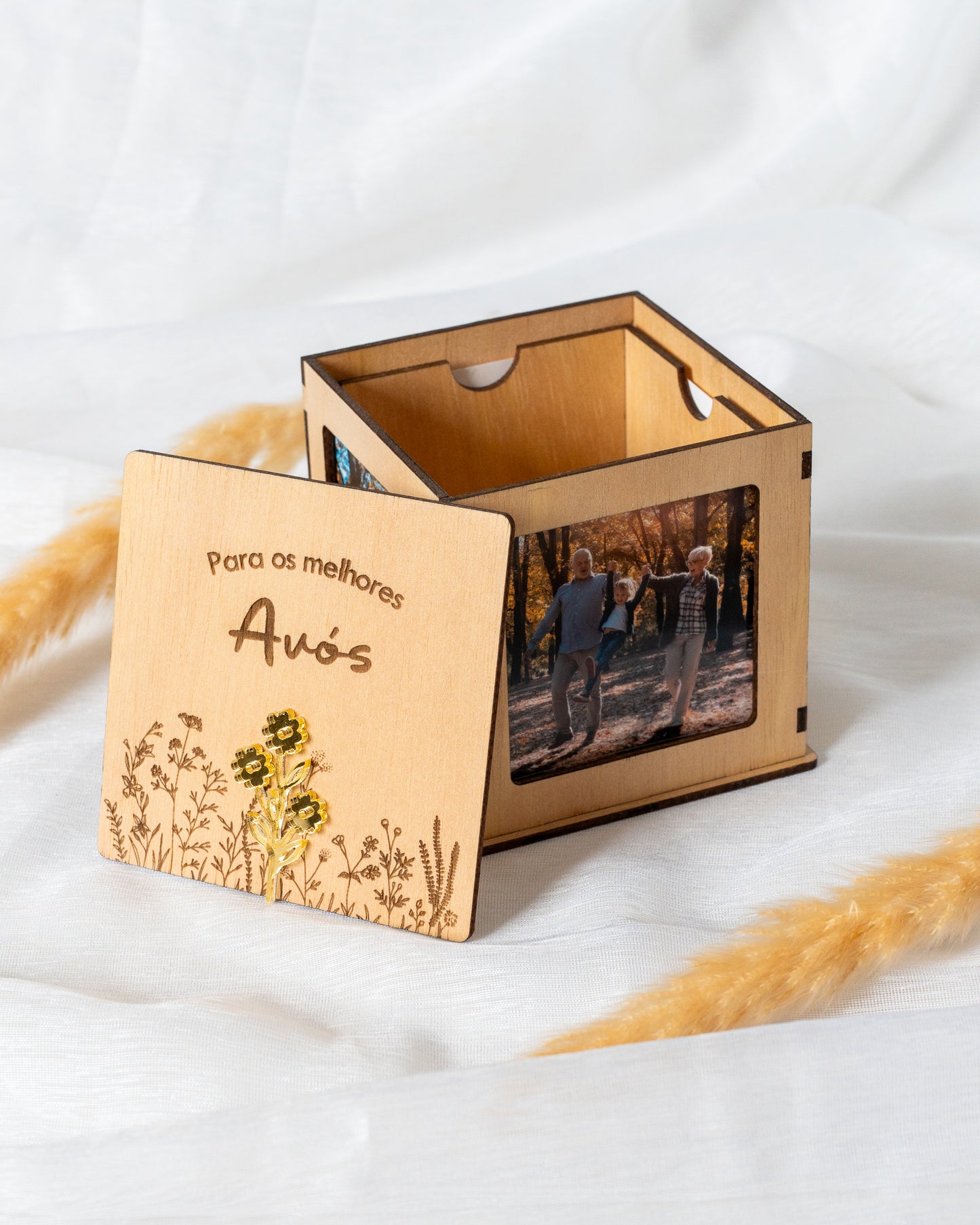 Cubo com fotografias Dia dos Avós